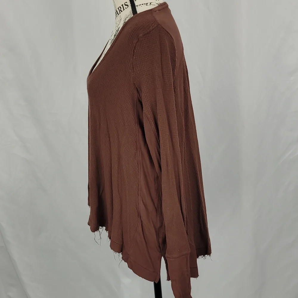 {We the free} p + s Long sleeve grunge look "destroyed" top - Picture 4 of 6